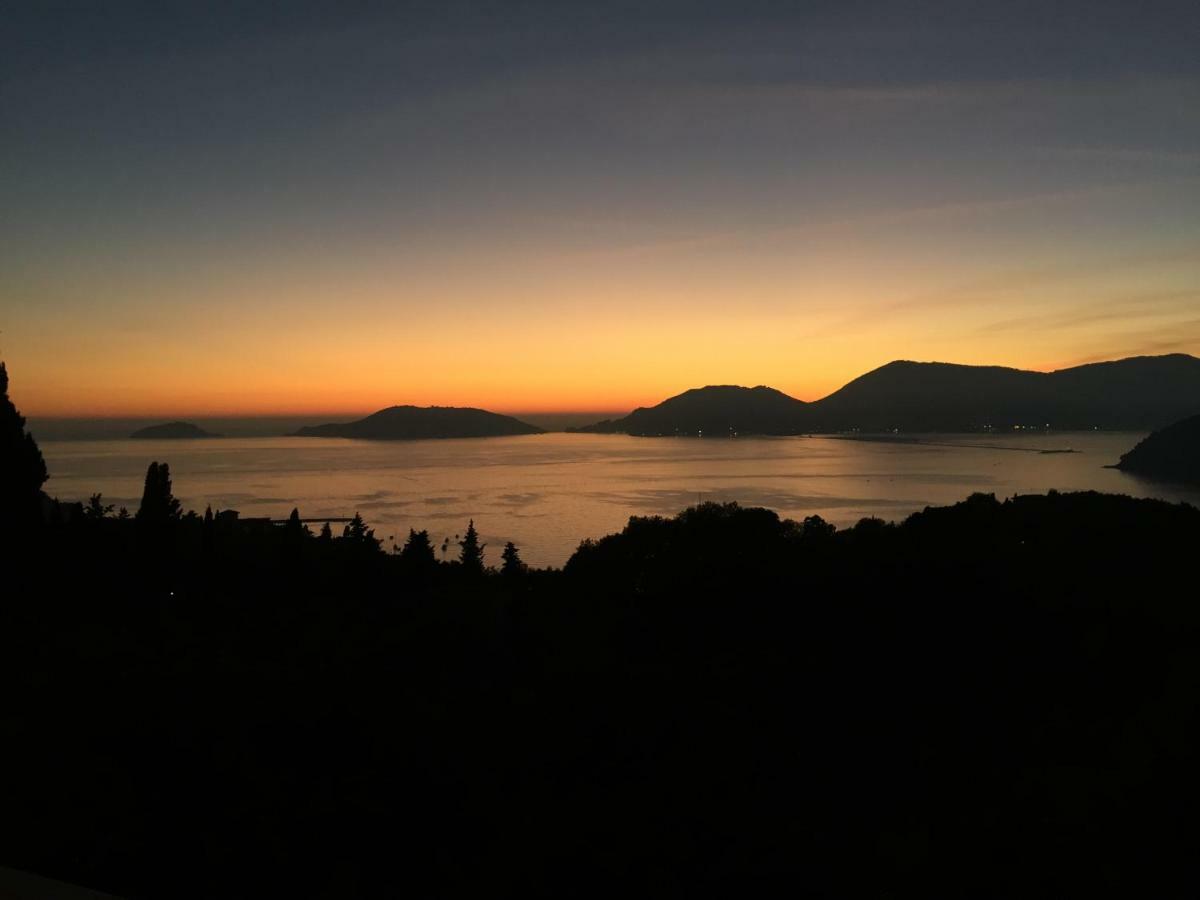 Very Nice Flat In Lerici 5 Terre Εξωτερικό φωτογραφία